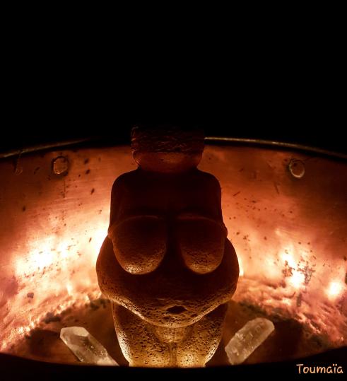 Le chamanisme est la plus ancienne voie spirituelle de l'humanité : Vénus préhistorique Le chamanisme est la plus ancienne voie spirituelle de l'humanité : Vénus préhistorique